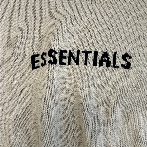 Essentials Sweater - Picture 2 of 8